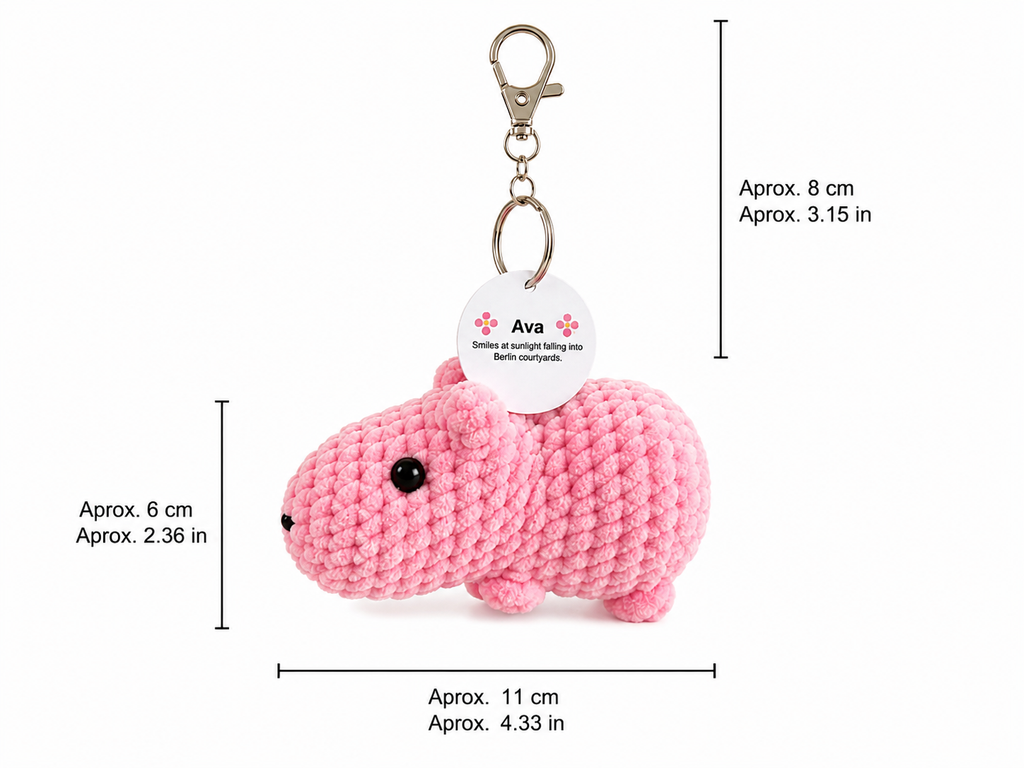Ava  – Bag Charm Capybara