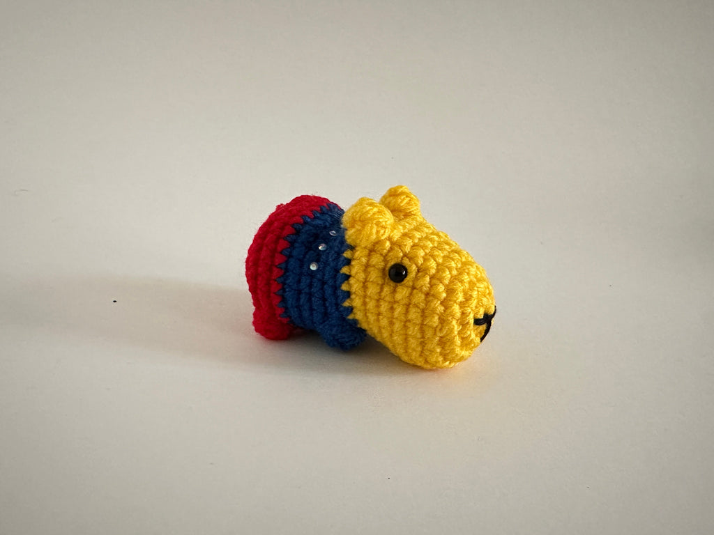 Lucia – Bag Charm Capybara