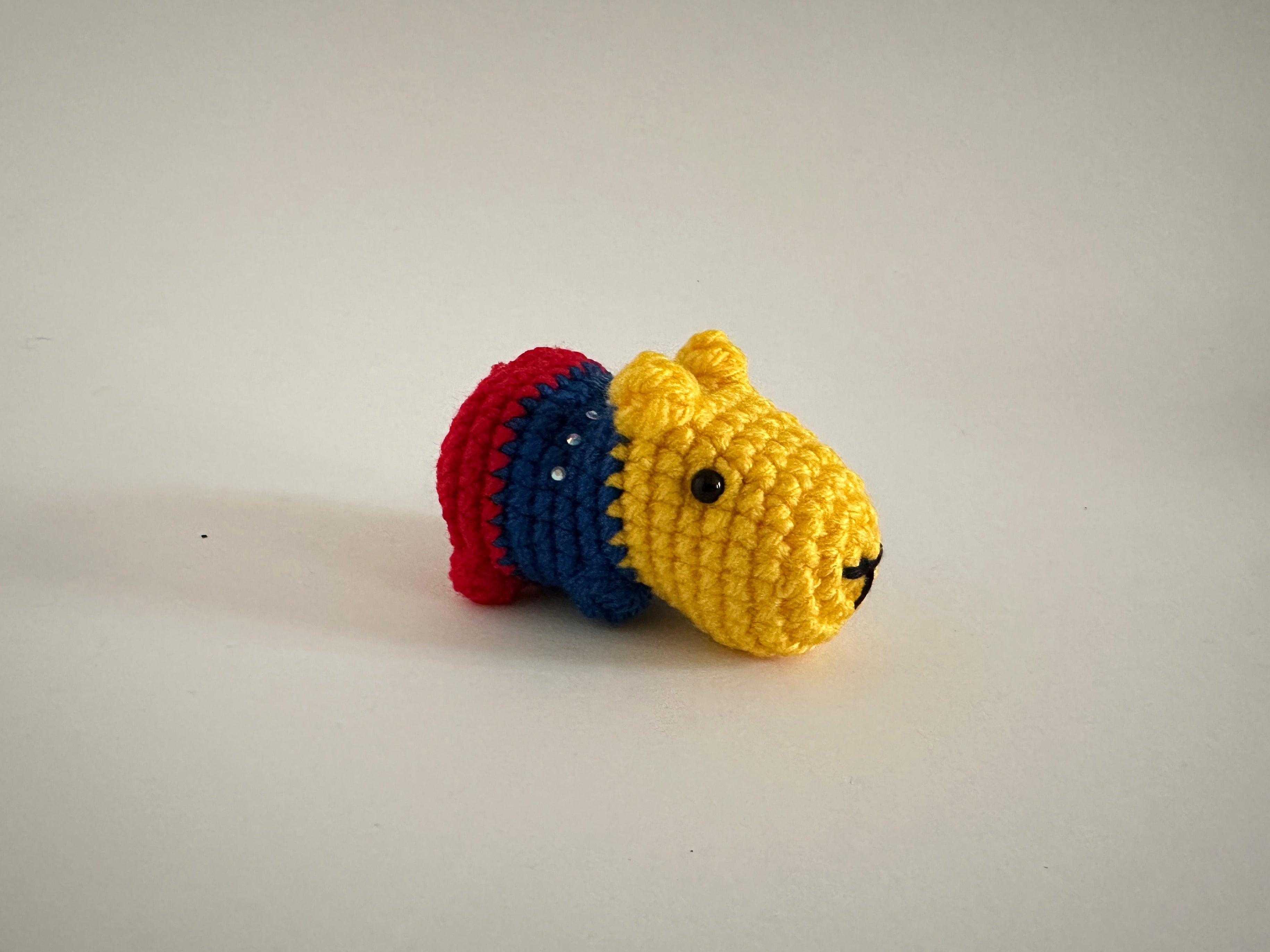 Lucia – Bag Charm Capybara