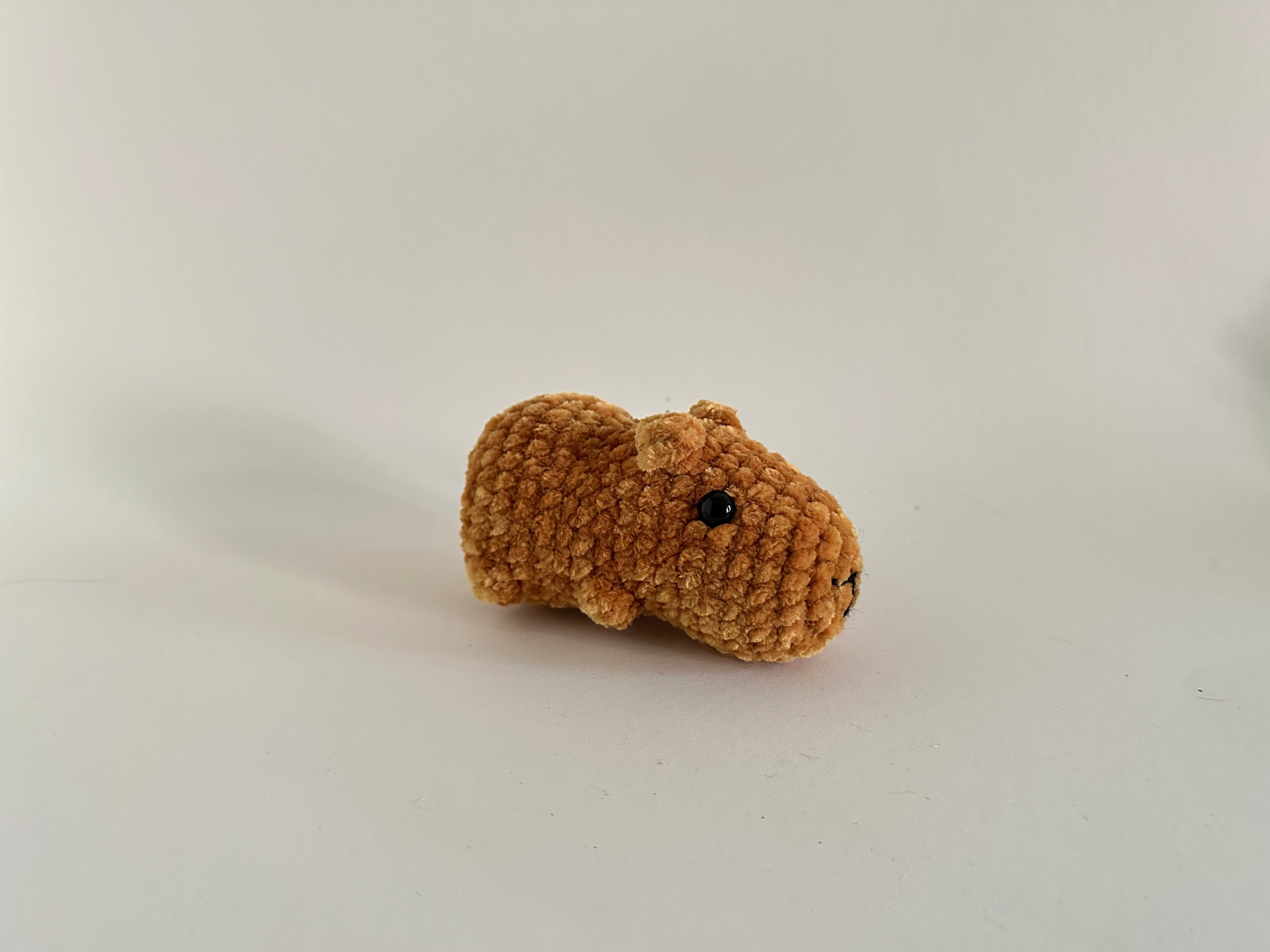 Johanna  – Bag Charm Capybara