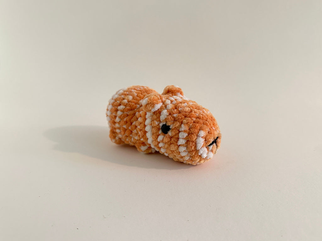 Mia  – Bag Charm Capybara